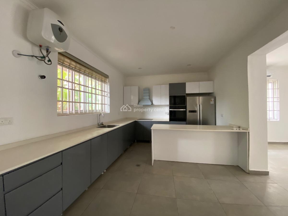 3 Bed Townhouse with Staff Quarters in a Gated Community, Cantonments, Accra, Townhouse for Rent