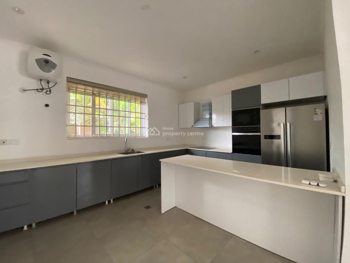3 Bed Townhouse with Staff Quarters in a Gated Community, Cantonments, Accra, Townhouse for Rent