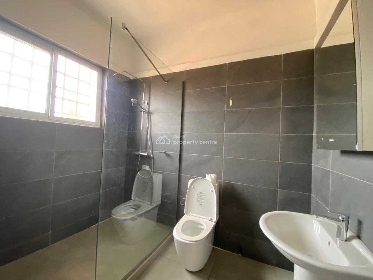 3 Bed Townhouse with Staff Quarters in a Gated Community, Cantonments, Accra, Townhouse for Rent