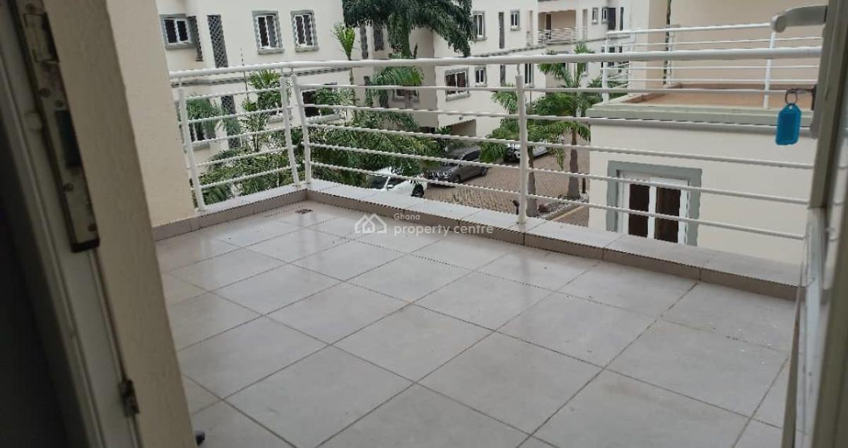 3 Bed Townhouse with Staff Quarters in a Gated Community with Pool, North Ridge, Accra, Townhouse for Rent