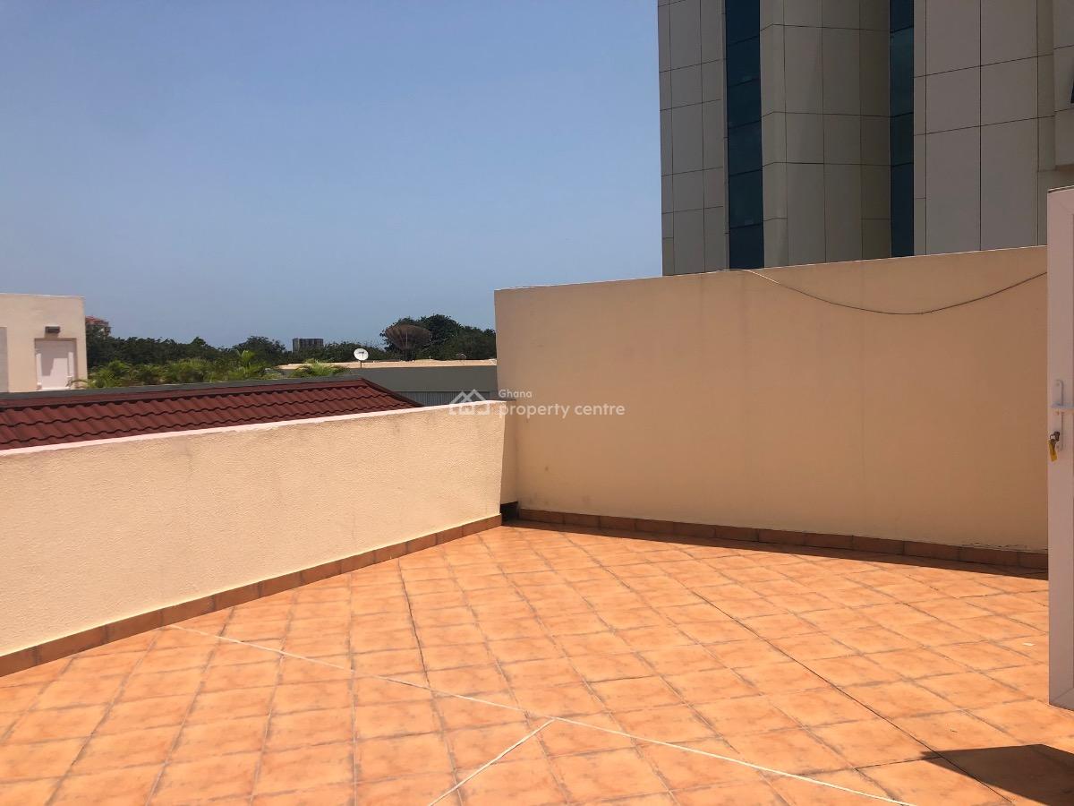 3 Bed Townhouse with Staff Quarters in a Gated Community with Pool, North Ridge, Accra, Townhouse for Rent