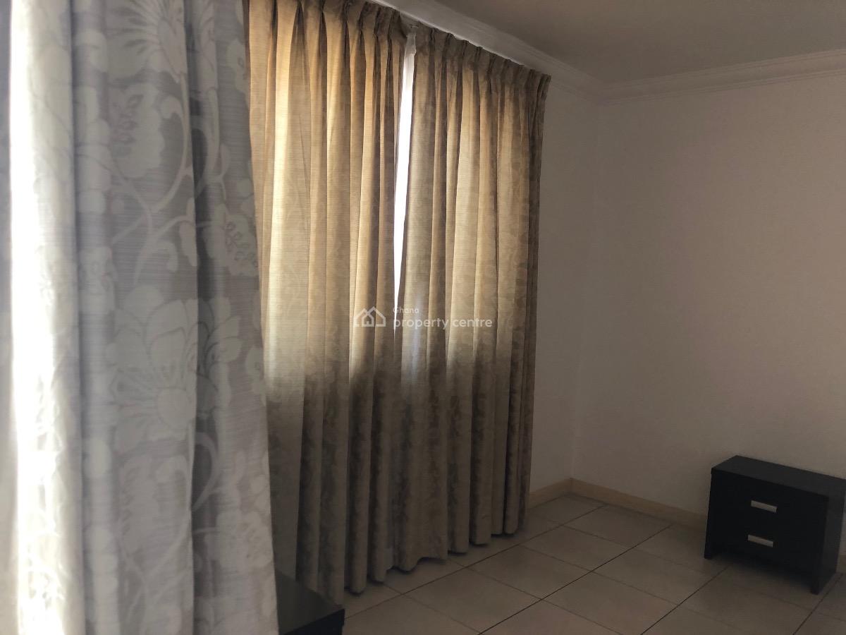 3 Bed Townhouse with Staff Quarters in a Gated Community with Pool, North Ridge, Accra, Townhouse for Rent