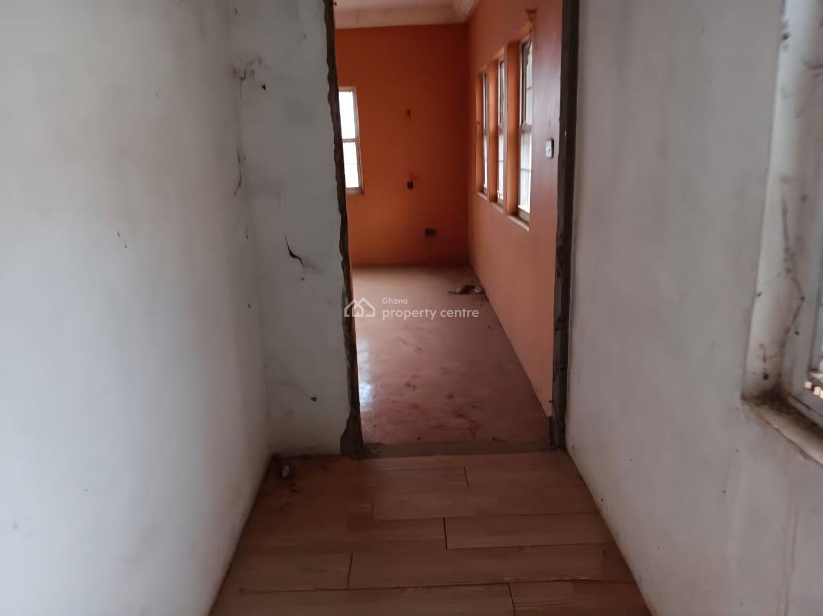 7 Bedroom House at Gbawe, Gbawe, Accra Metropolitan, Accra, House for Sale