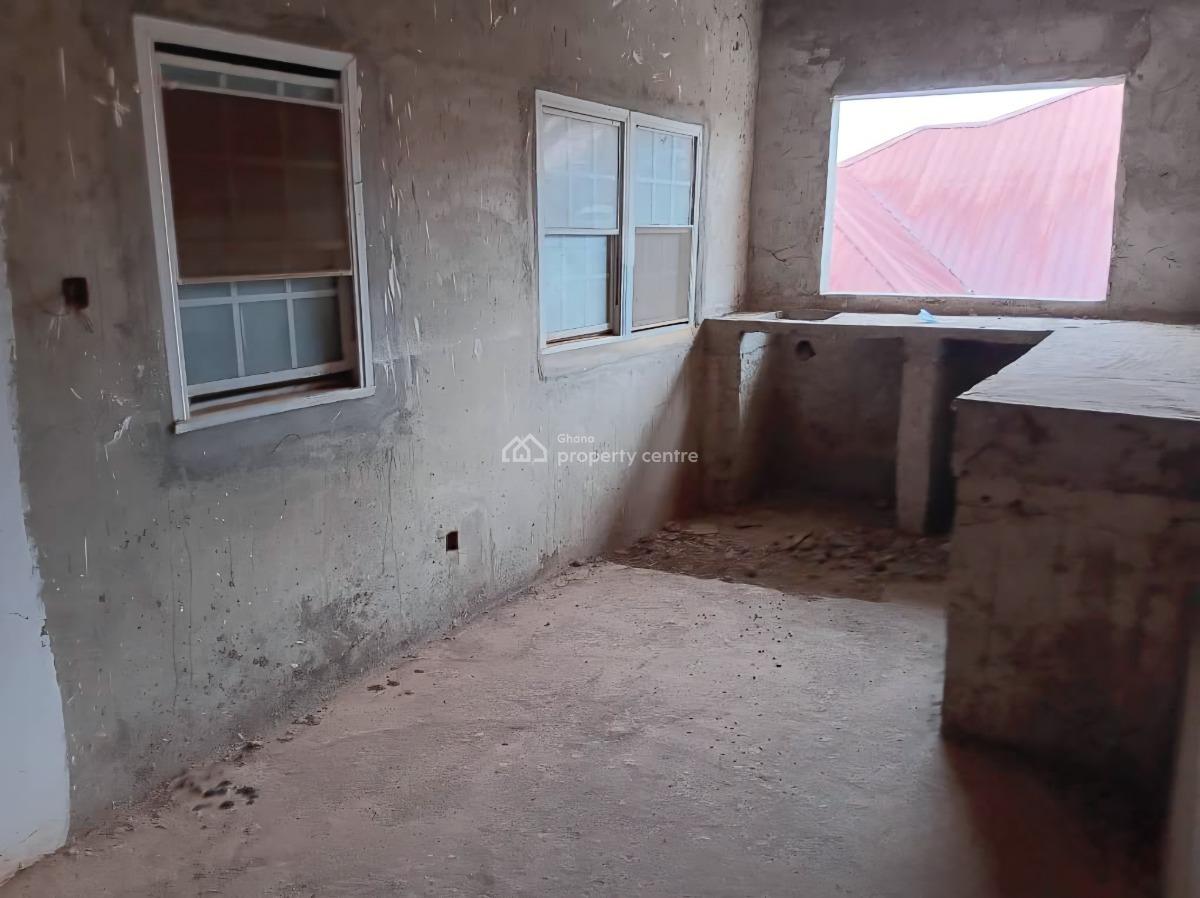 7 Bedroom House at Gbawe, Gbawe, Accra Metropolitan, Accra, House for Sale