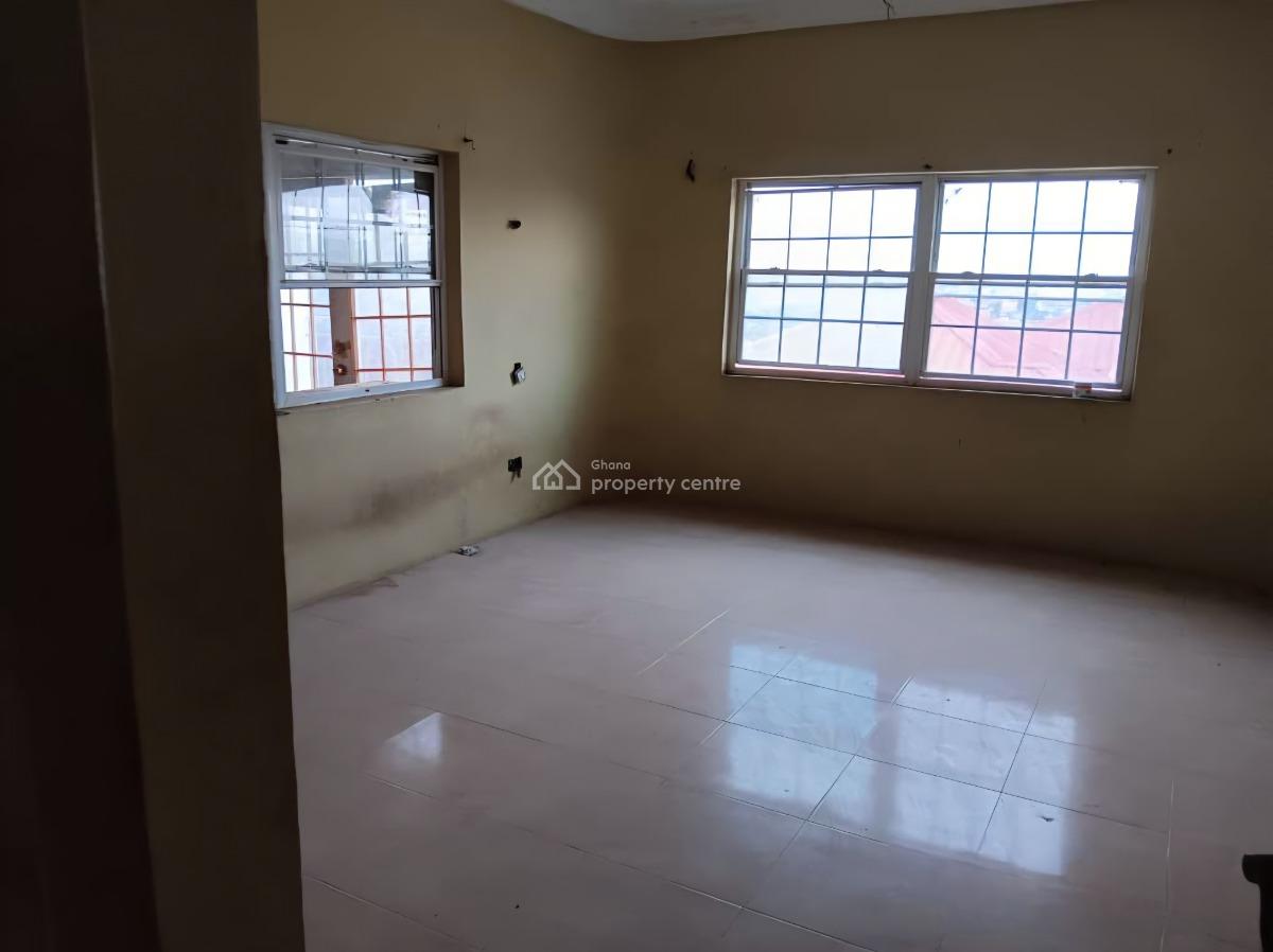 7 Bedroom House at Gbawe, Gbawe, Accra Metropolitan, Accra, House for Sale