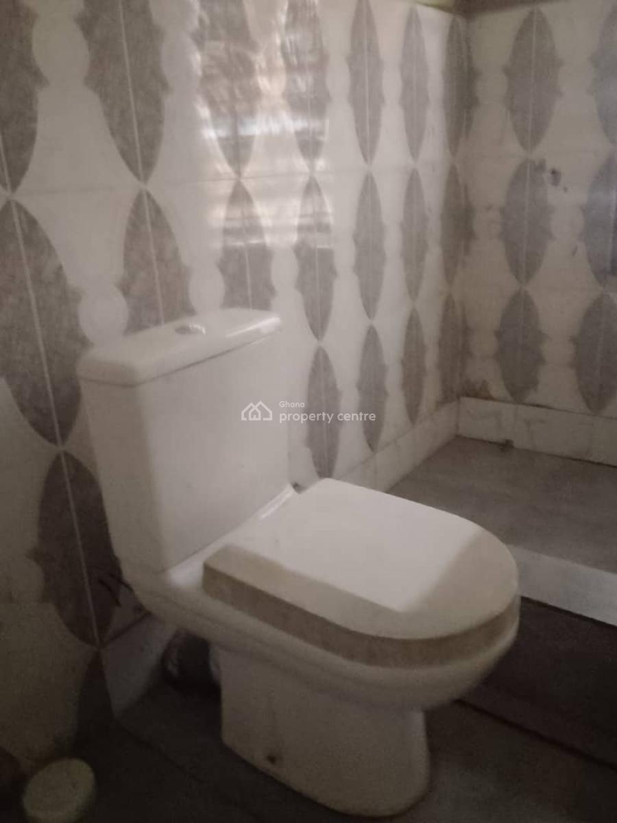 Singlroom Self Contain, Tse Addo Container, Tse Addo, Accra, House for Rent