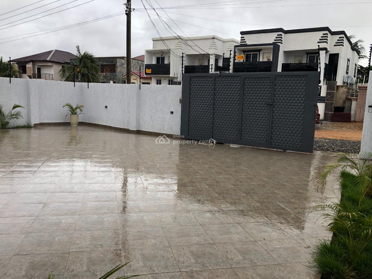 3 Bedroom in a Good Location with Quality Fittings and Fixtures,, Lakes Side Estates, Adenta, Adenta Municipal, Accra, Detached Bungalow for Sale