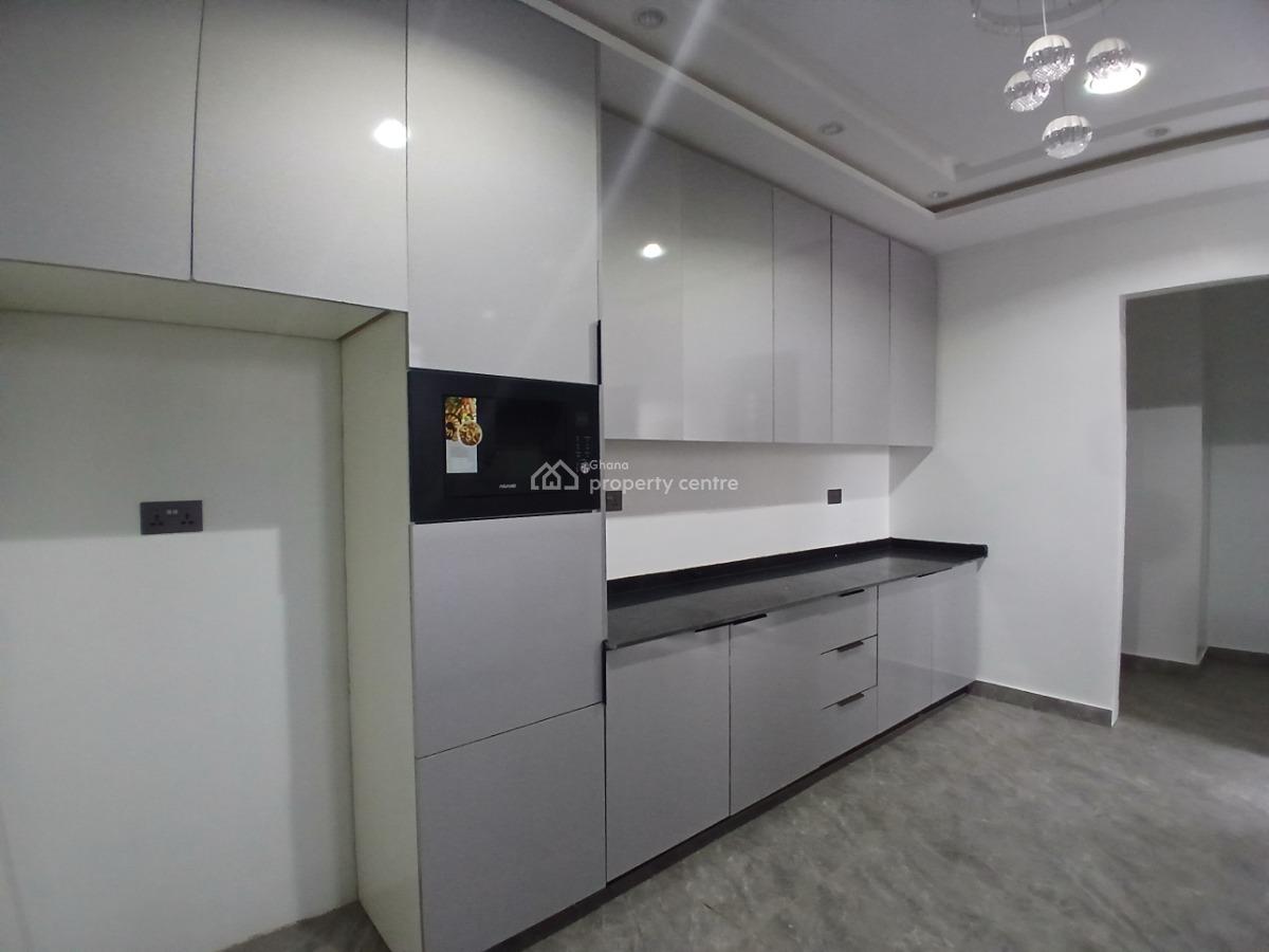 3 Bedroom in a Good Location with Quality Fittings and Fixtures,, Lakes Side Estates, Adenta, Adenta Municipal, Accra, Detached Bungalow for Sale