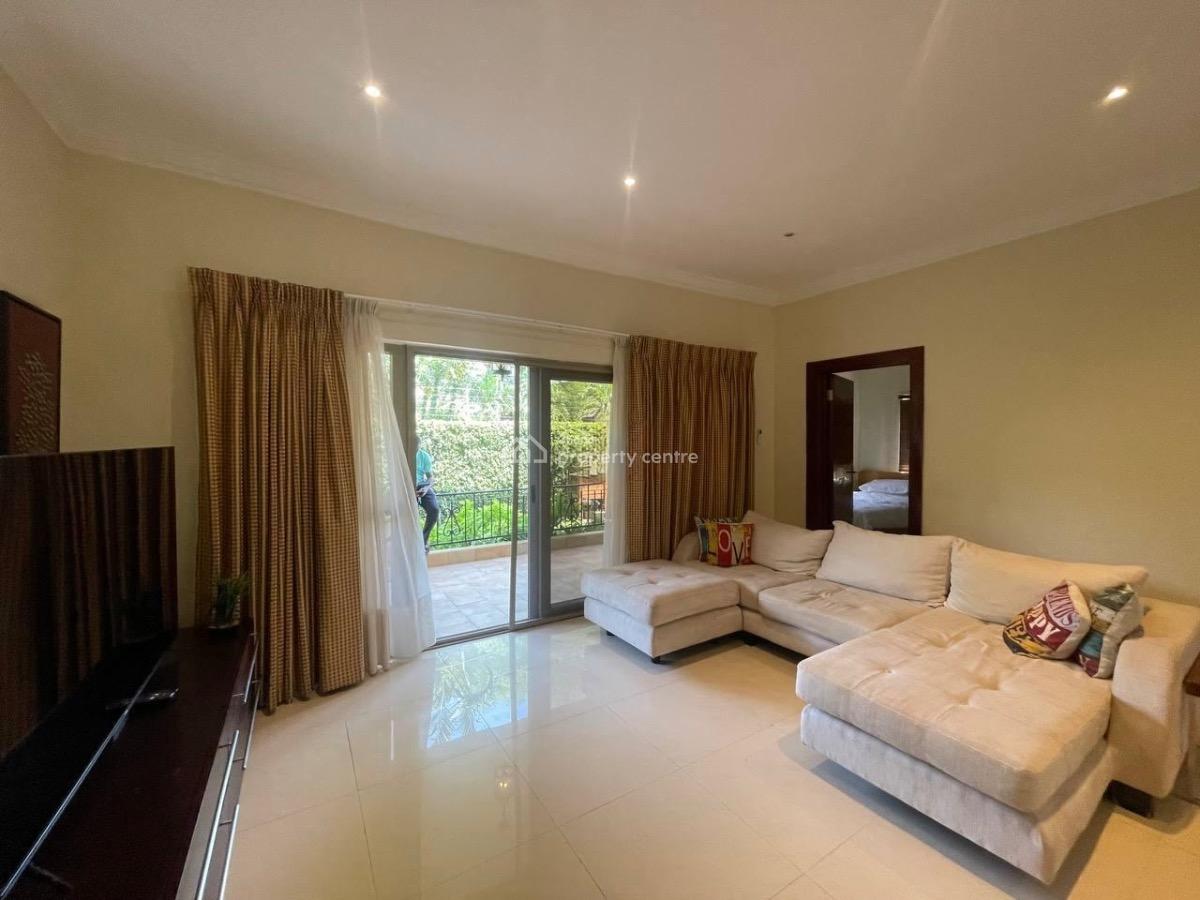 Unfurnished 3 Bedroom Townhome in a Gated Community with Swimming Pool, North Ridge, Accra, Townhouse for Rent