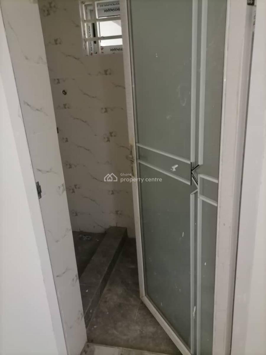 Decent 2-bedroom Flat @tesano, Accra, Tesano, Accra, Apartment for Rent
