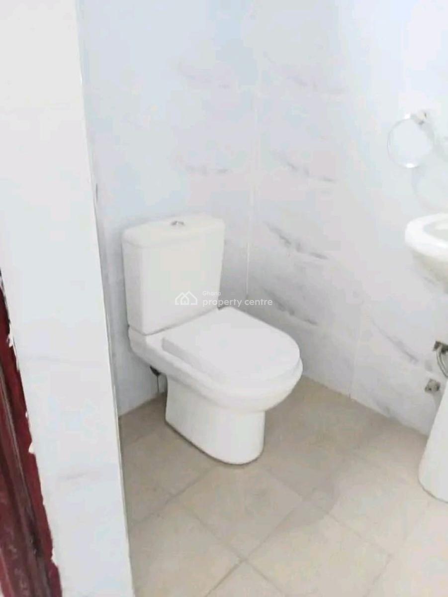 Executive 2-bedroom Flat @madina Estate, Madina, La Nkwantanang Madina Municipal, Accra, Apartment for Rent