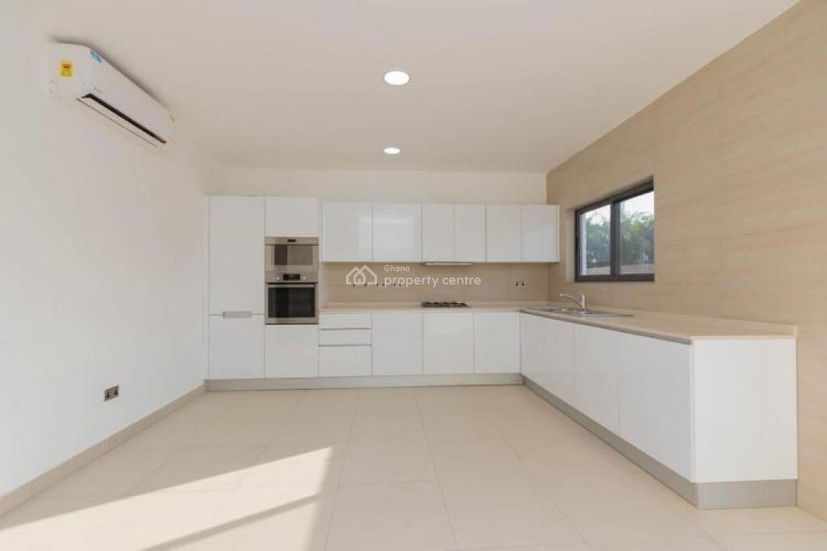 4 Bedroom Townhouse with Staff Quarters in a Gated Community with Pool, Airport Residential Area, Accra, Townhouse for Rent