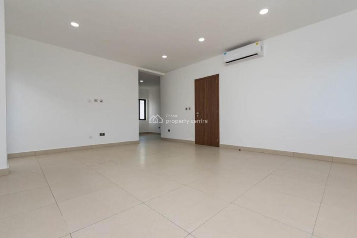 4 Bedroom Townhouse with Staff Quarters in a Gated Community with Pool, Airport Residential Area, Accra, Townhouse for Rent