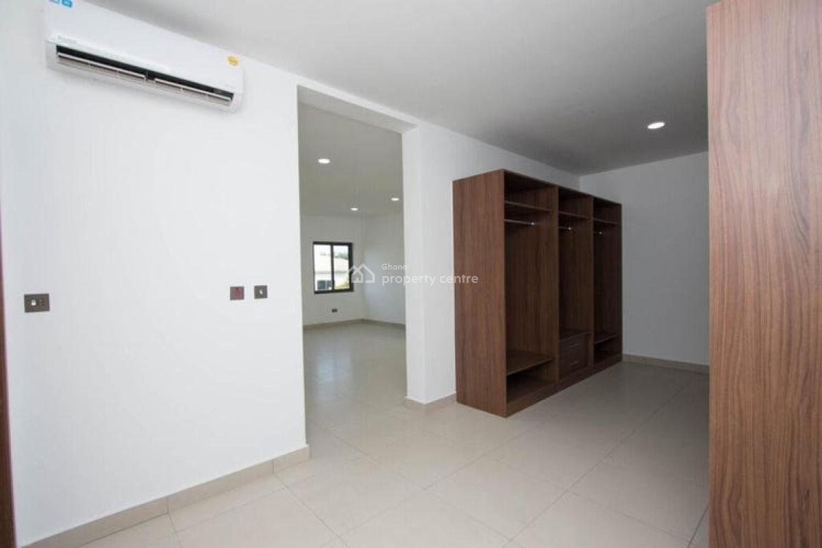 4 Bedroom Townhouse with Staff Quarters in a Gated Community with Pool, Airport Residential Area, Accra, Townhouse for Rent