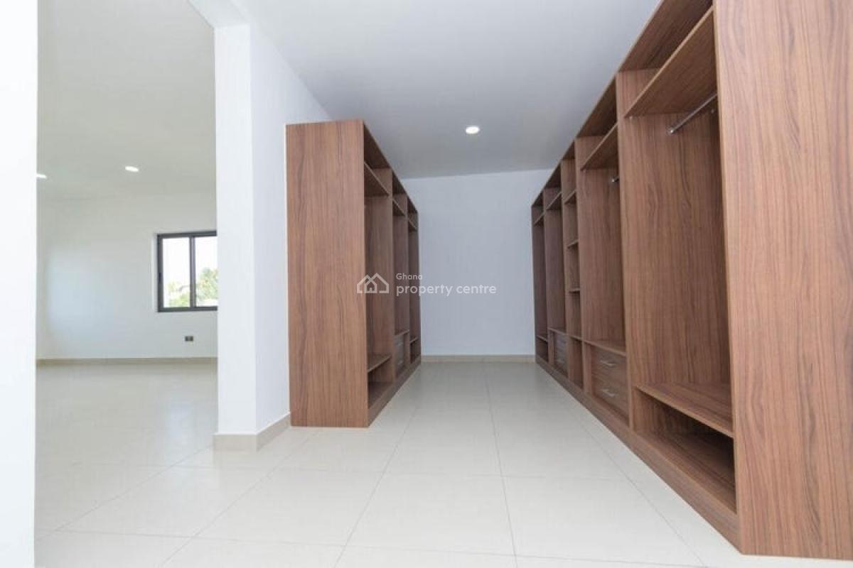 4 Bedroom Townhouse with Staff Quarters in a Gated Community with Pool, Airport Residential Area, Accra, Townhouse for Rent