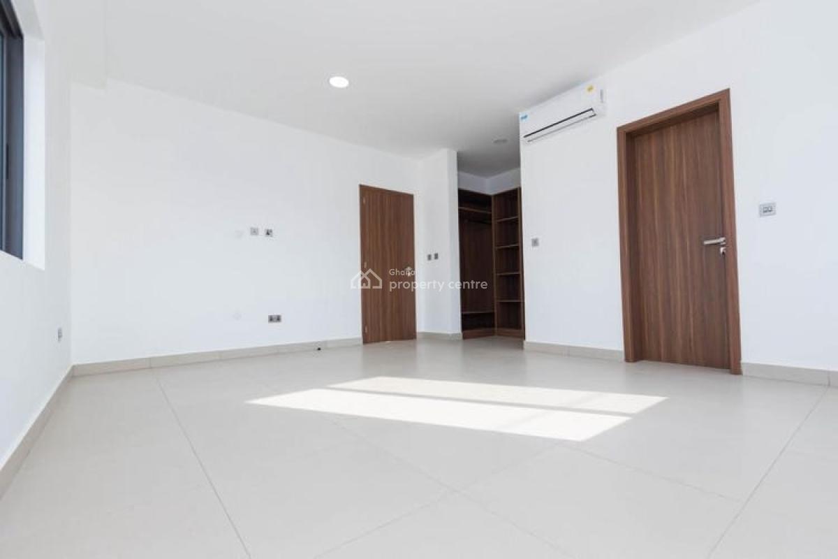 4 Bedroom Townhouse with Staff Quarters in a Gated Community with Pool, Airport Residential Area, Accra, Townhouse for Rent