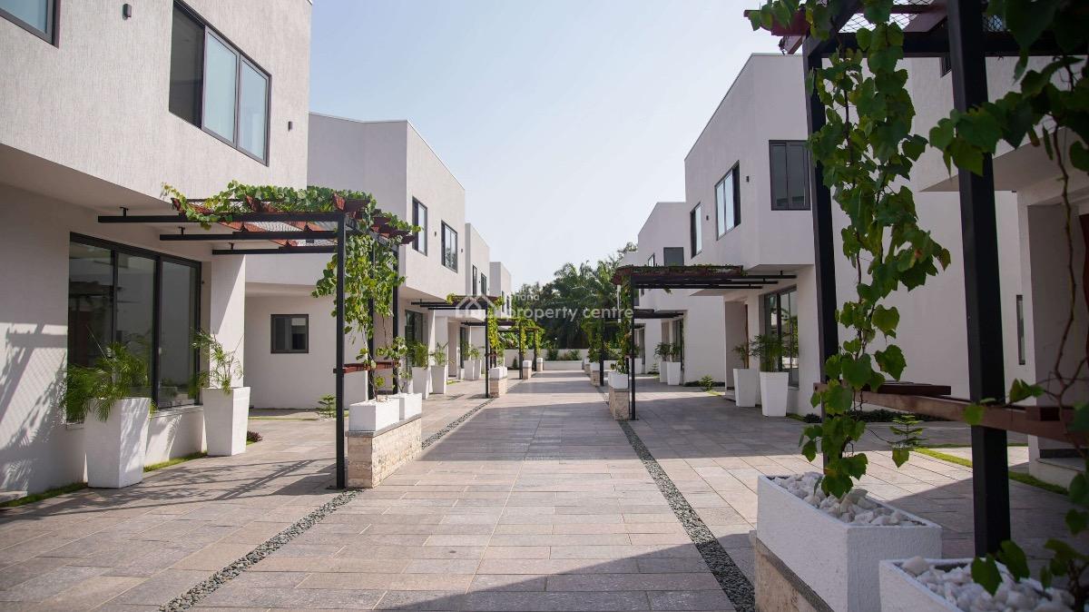 3 Bedroom Townhouse with Staff Quarters in a Gated Community, Airport Residential Area, Accra, Townhouse for Rent