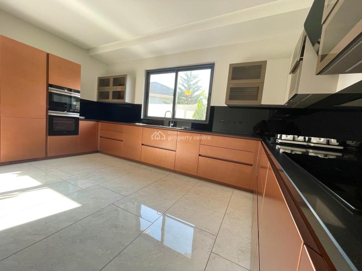 3 Bedroom Townhouse with Staff Quarters in a Gated Community, Airport Residential Area, Accra, Townhouse for Rent