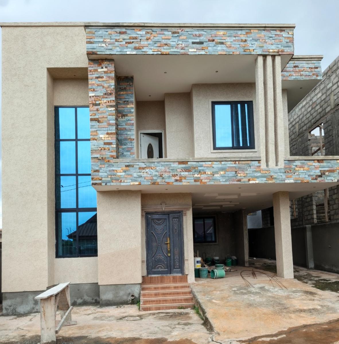 4 Bedrooms House, Santasi Brofoyedu., Kumasi Metropolitan, Ashanti, House for Sale