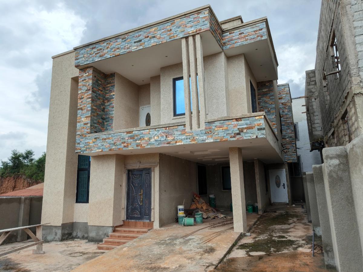 4 Bedrooms House, Santasi Brofoyedu., Kumasi Metropolitan, Ashanti, House for Sale