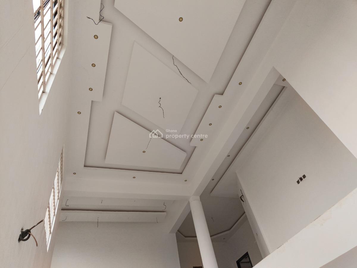 4 Bedrooms House, Santasi Brofoyedu., Kumasi Metropolitan, Ashanti, House for Sale