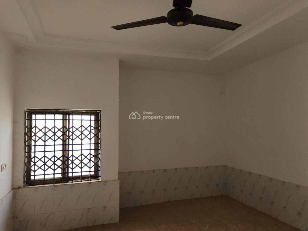 5 Bedrooms, Santasi Kotwi, Kumasi Metropolitan, Ashanti, House for Sale