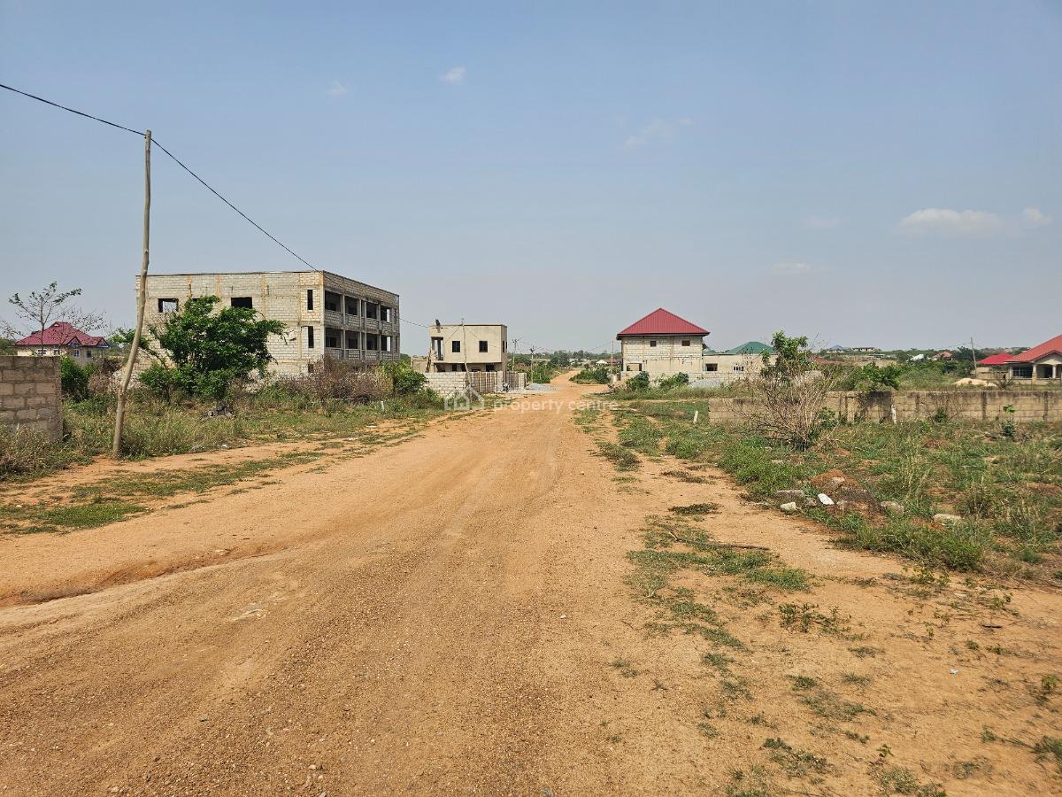 Stratagic Location Behind Liberia Camp, Kasoa, Awutu-senya East, Central Region, Land for Sale