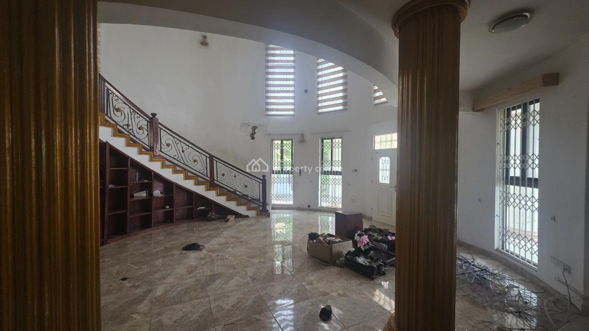 4 Bedroom House with a Pool in a Gated Community at Cantonment, Cantonment, Accra Metropolitan, Accra, House for Sale