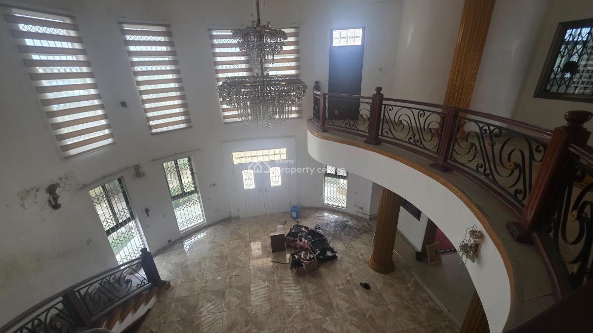4 Bedroom House with a Pool in a Gated Community at Cantonment, Cantonment, Accra Metropolitan, Accra, House for Sale