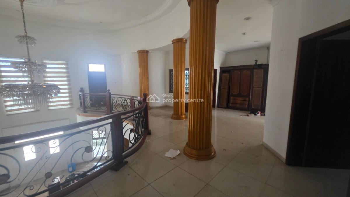 4 Bedroom House with a Pool in a Gated Community at Cantonment, Cantonment, Accra Metropolitan, Accra, House for Sale