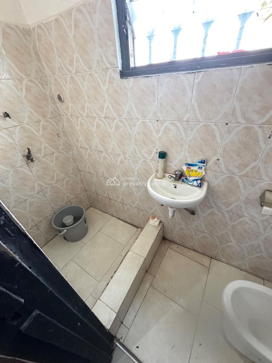 Self Contain, Petroleum, Achimota, Accra, Apartment for Rent