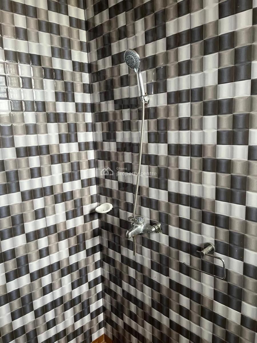 Self Contain, Israel Park, Ga Central Municipal, Accra, Apartment for Rent