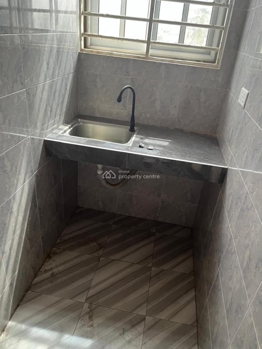 Self Contain, Israel Park, Ga Central Municipal, Accra, Apartment for Rent