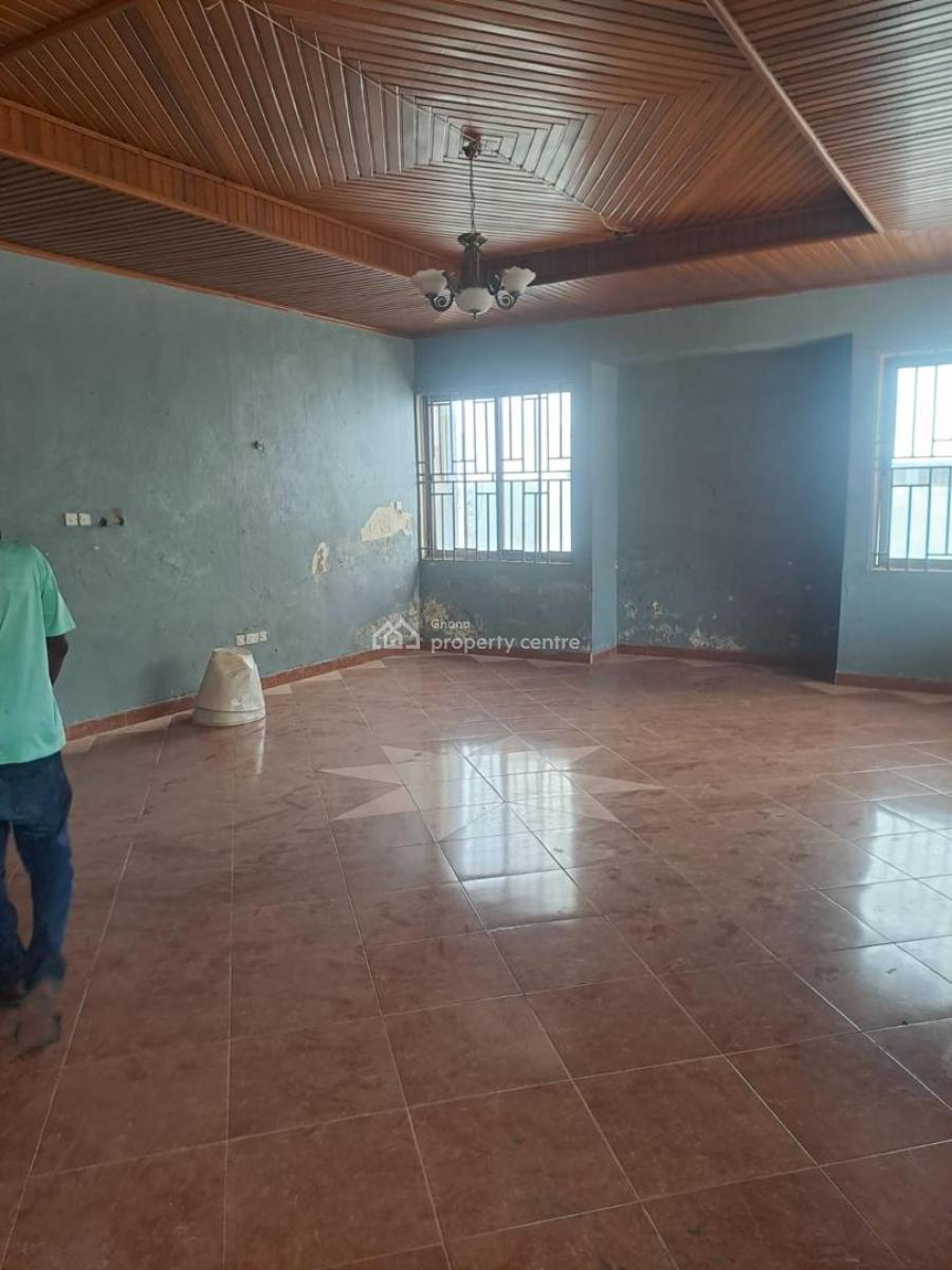 6 Bedroom House in a Prime Location, Around Assemblies of God, Lashibi, Accra, House for Sale
