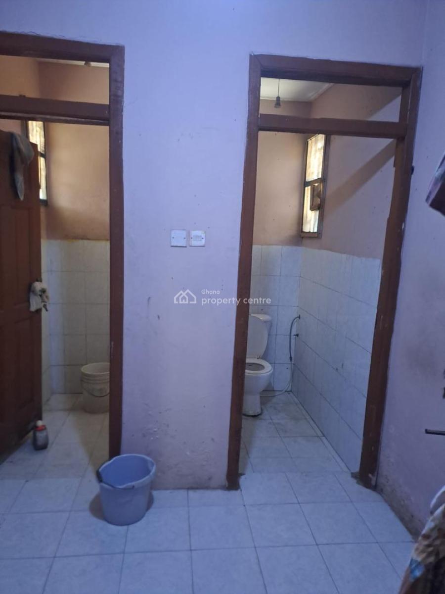 6 Bedroom House in a Prime Location, Around Assemblies of God, Lashibi, Accra, House for Sale
