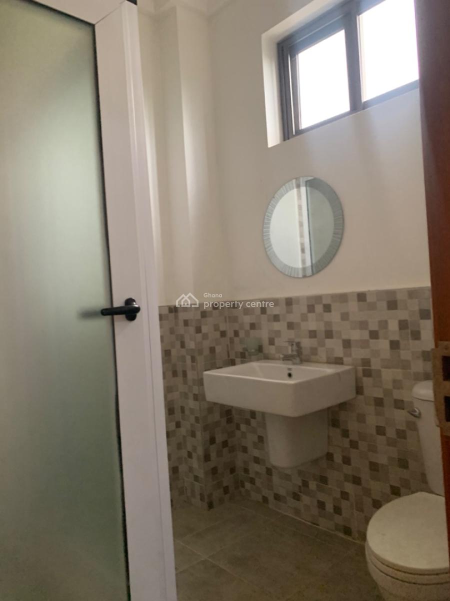 4 Bedrooms House, Ayimensah, Oyarifa, La Nkwantanang Madina Municipal, Accra, Detached Duplex for Sale