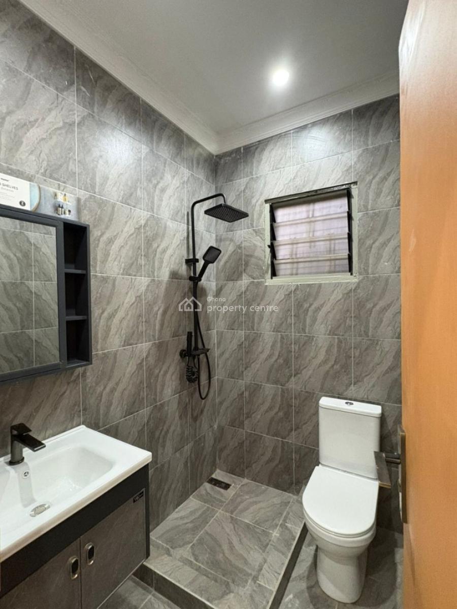 Executive Chamber and Hall, Frafraha, Adenta Municipal, Accra, Apartment for Rent