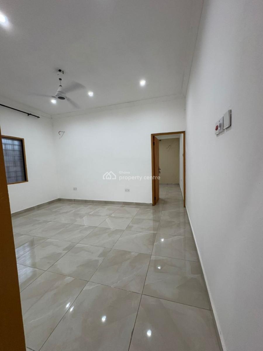 Executive Chamber and Hall, Frafraha, Adenta Municipal, Accra, Apartment for Rent
