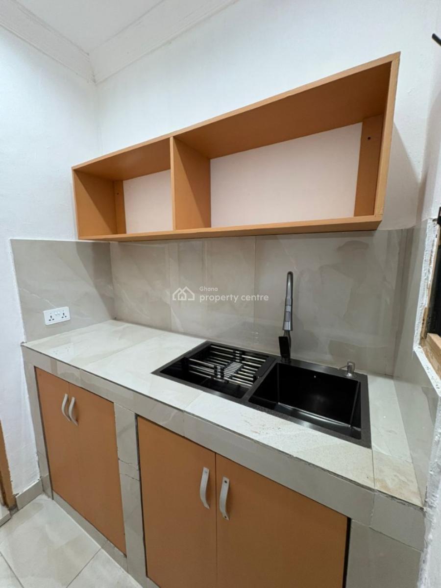 Executive Chamber and Hall, Frafraha, Adenta Municipal, Accra, Apartment for Rent