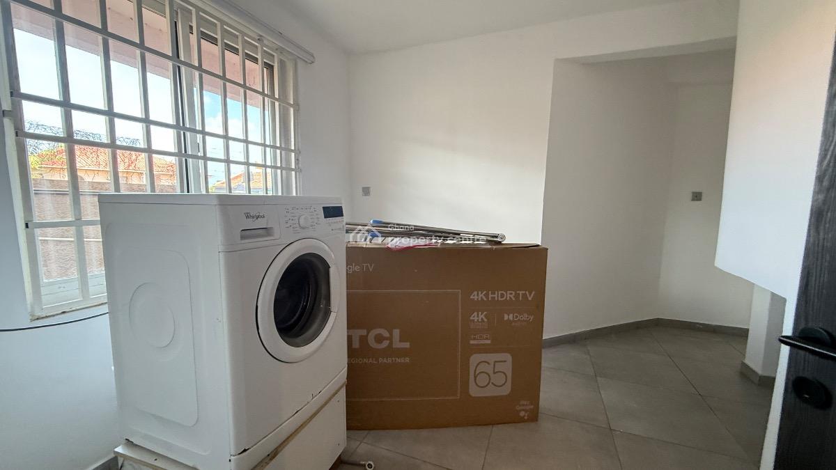 Furnished 3 Bedroom House with Boys Quarter in a Gated Community with Pool, Cantonments, Accra, Townhouse for Rent