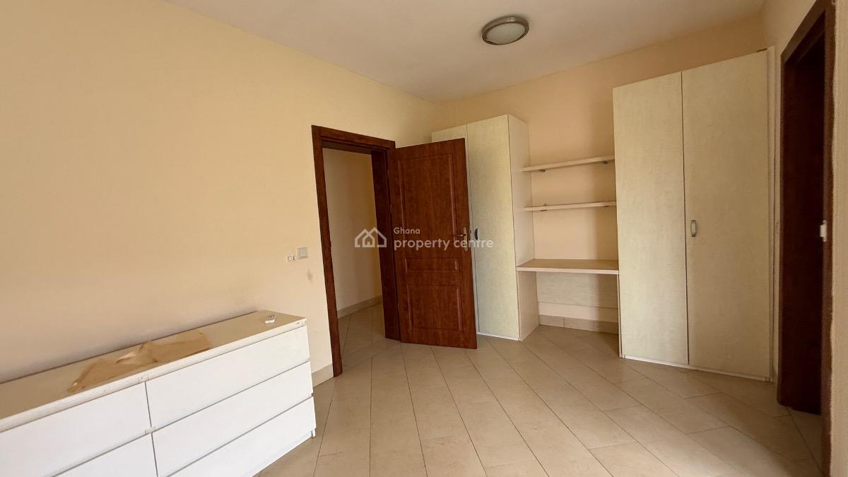 3 Bedroom Apartment with Staff Quarters and Swimming Pool, Cantonments, Accra, Apartment for Rent