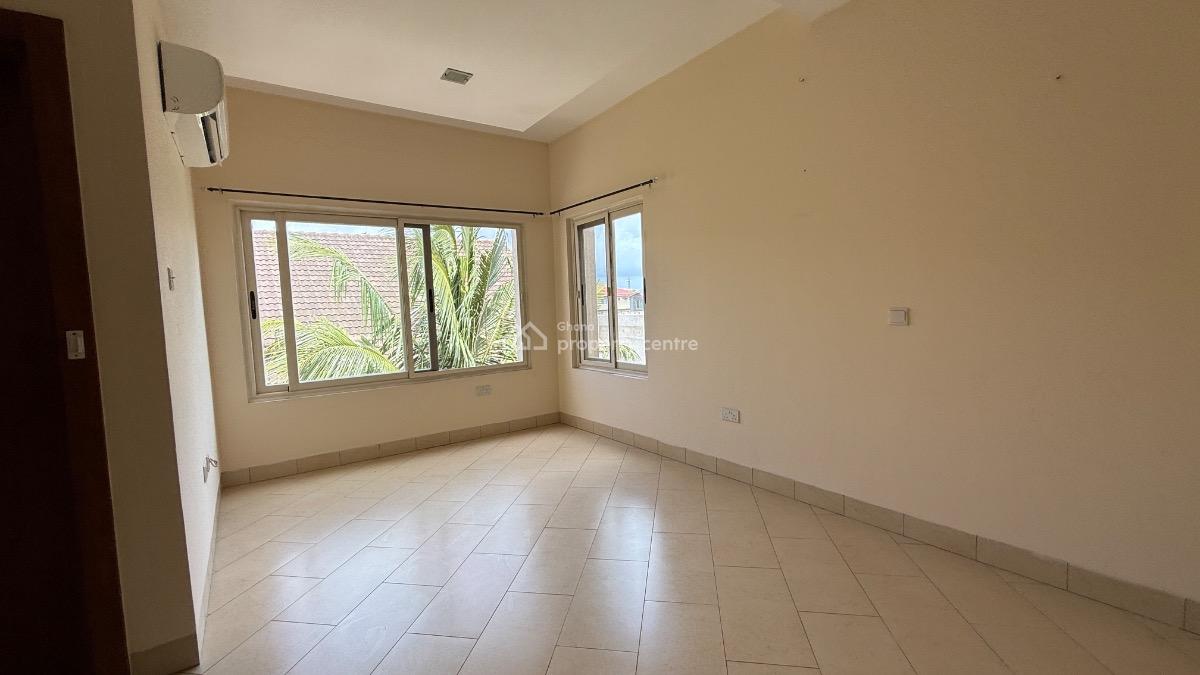 3 Bedroom Apartment with Staff Quarters and Swimming Pool, Cantonments, Accra, Apartment for Rent