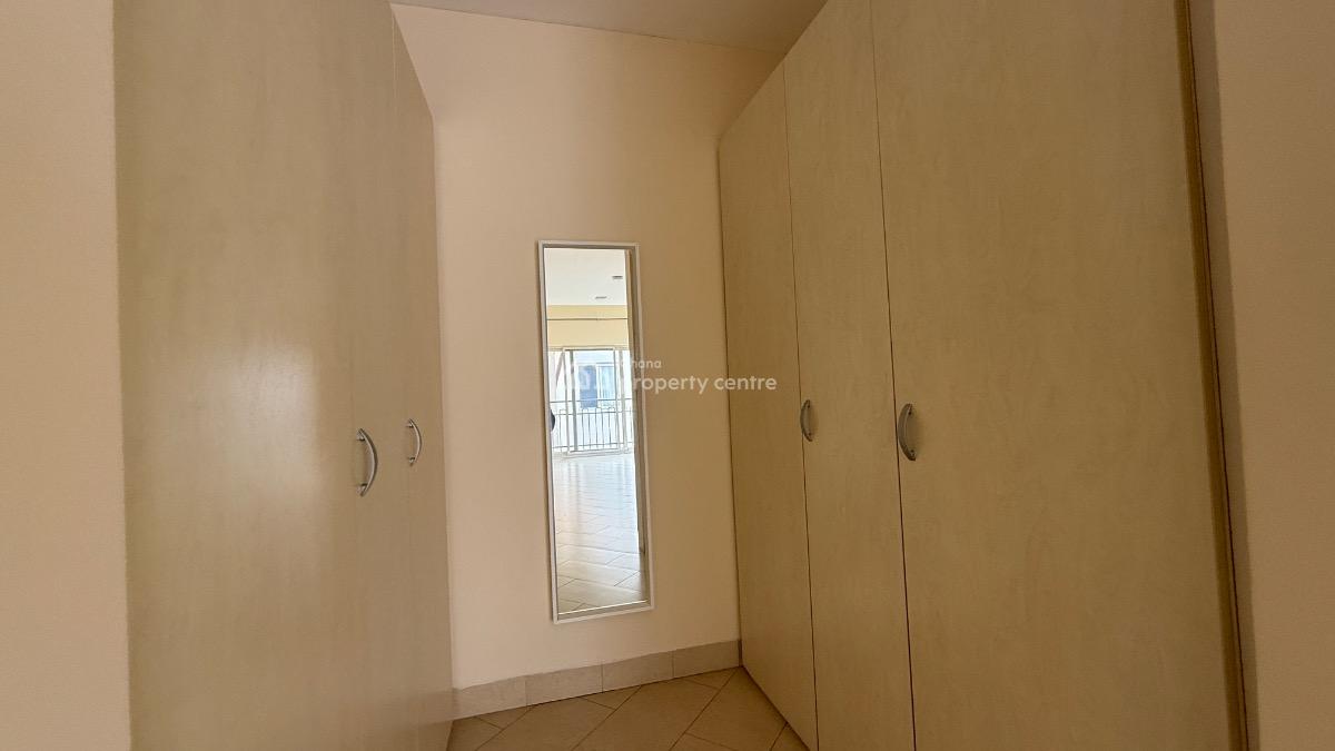 3 Bedroom Apartment with Staff Quarters and Swimming Pool, Cantonments, Accra, Apartment for Rent