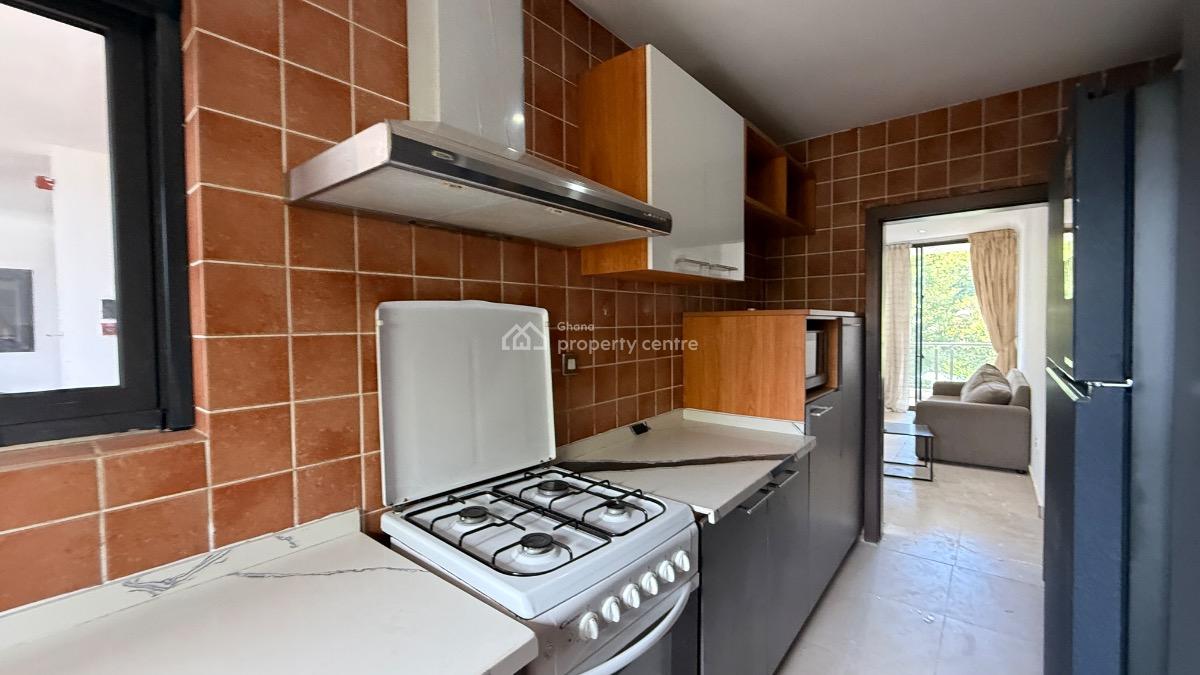 Furnished 3 Bed with Boys Quarter in a Gated Community with Pool & Gym, Cantonments, Accra, Apartment for Rent