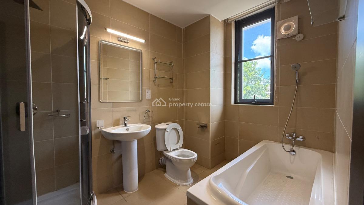 Furnished 3 Bed with Boys Quarter in a Gated Community with Pool & Gym, Cantonments, Accra, Apartment for Rent
