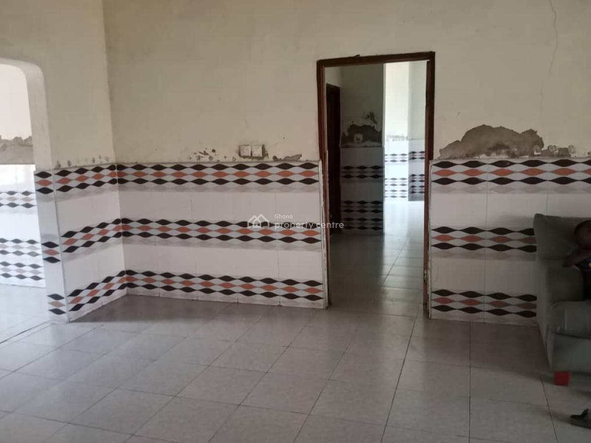 Registered 4brm Plus 2units Chamber Self at Weija, Accra, Pambros, Weija, Ga South Municipal, Accra, Detached Duplex for Sale