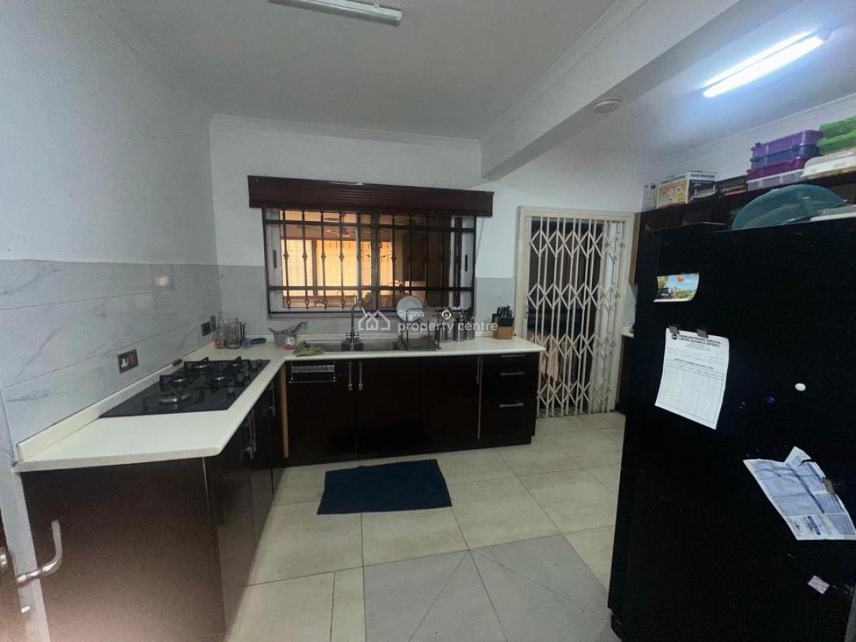 Executive 4-bedroom, Tema, Accra, House for Rent
