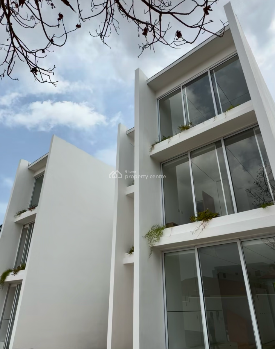 4 Bedroom Townhouse in a Gated Community, West Airport, Airport Residential Area, Accra, Townhouse for Rent