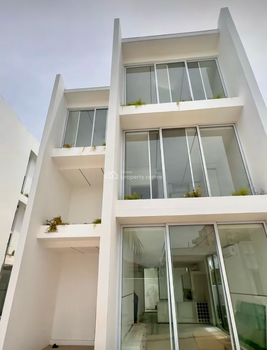 4 Bedroom Townhouse in a Gated Community, West Airport, Airport Residential Area, Accra, Townhouse for Rent