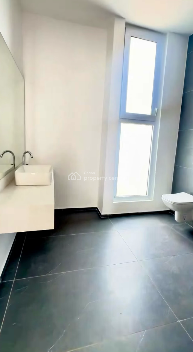 4 Bedroom Townhouse in a Gated Community, West Airport, Airport Residential Area, Accra, Townhouse for Rent